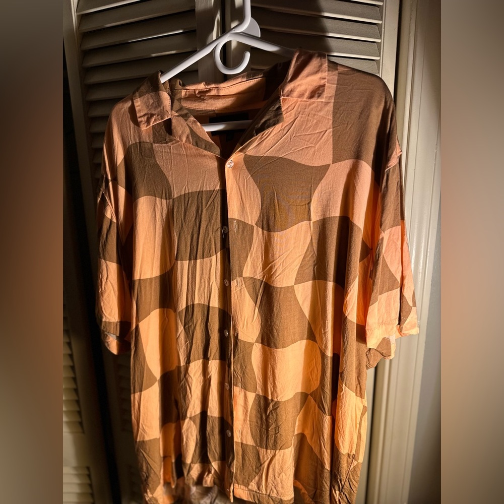 Thin Cool summer button up